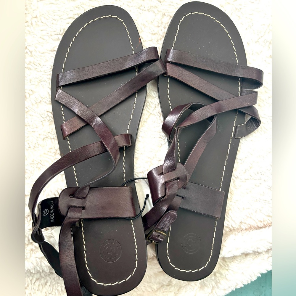 NWT Urban Outfitters Sandals